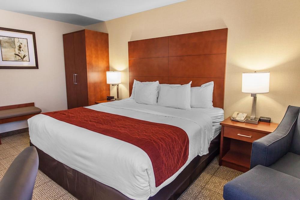 Comfort Inn & Suites Near Fallon Naval Air Station Екстер'єр фото
