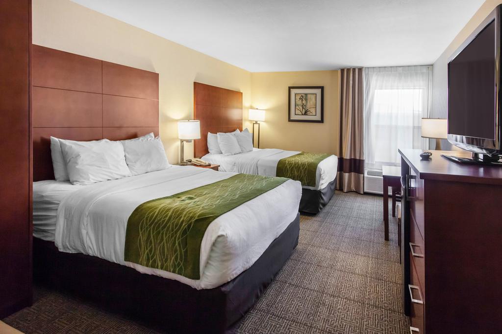 Comfort Inn & Suites Near Fallon Naval Air Station Екстер'єр фото