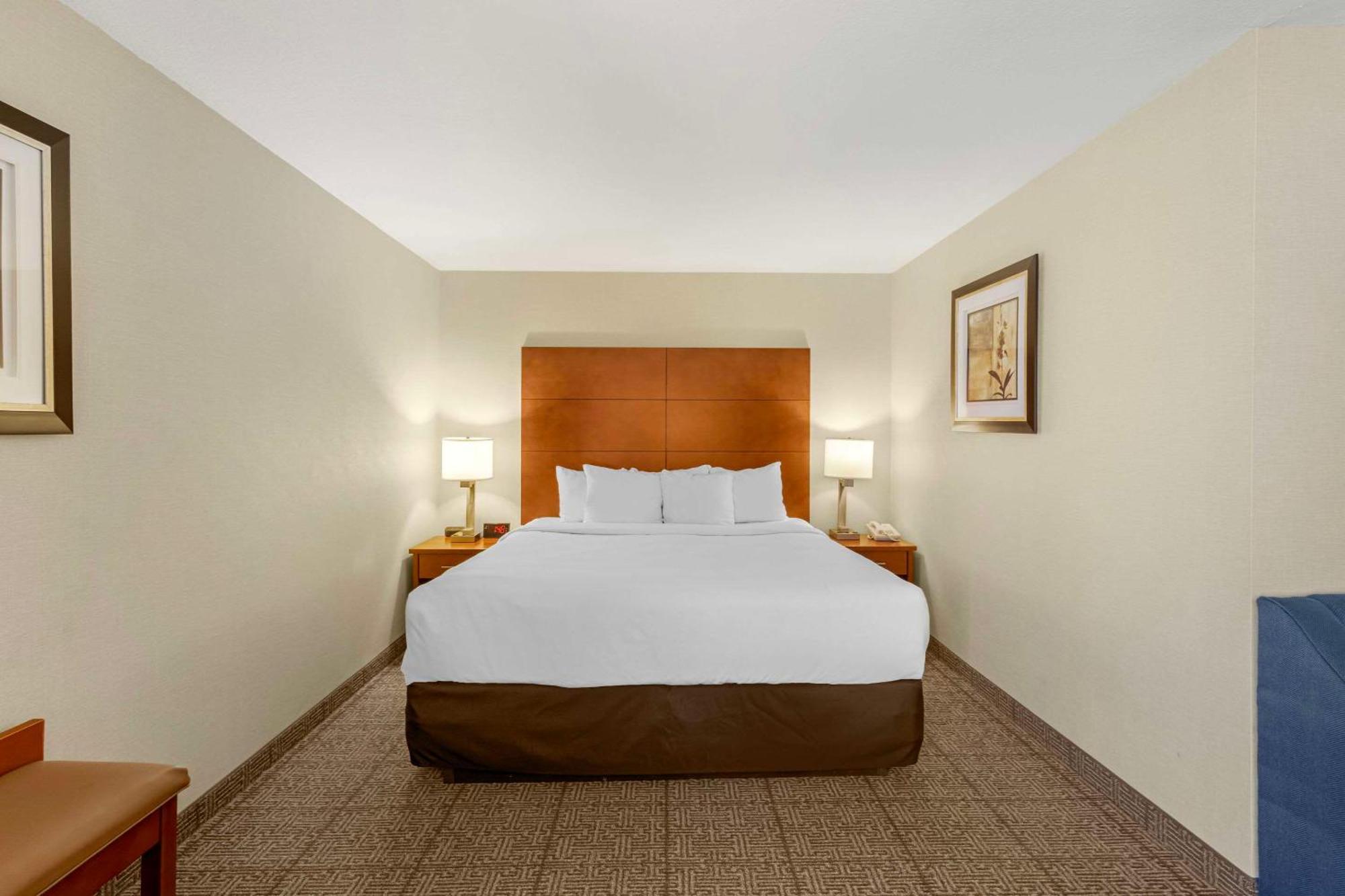 Comfort Inn & Suites Near Fallon Naval Air Station Екстер'єр фото