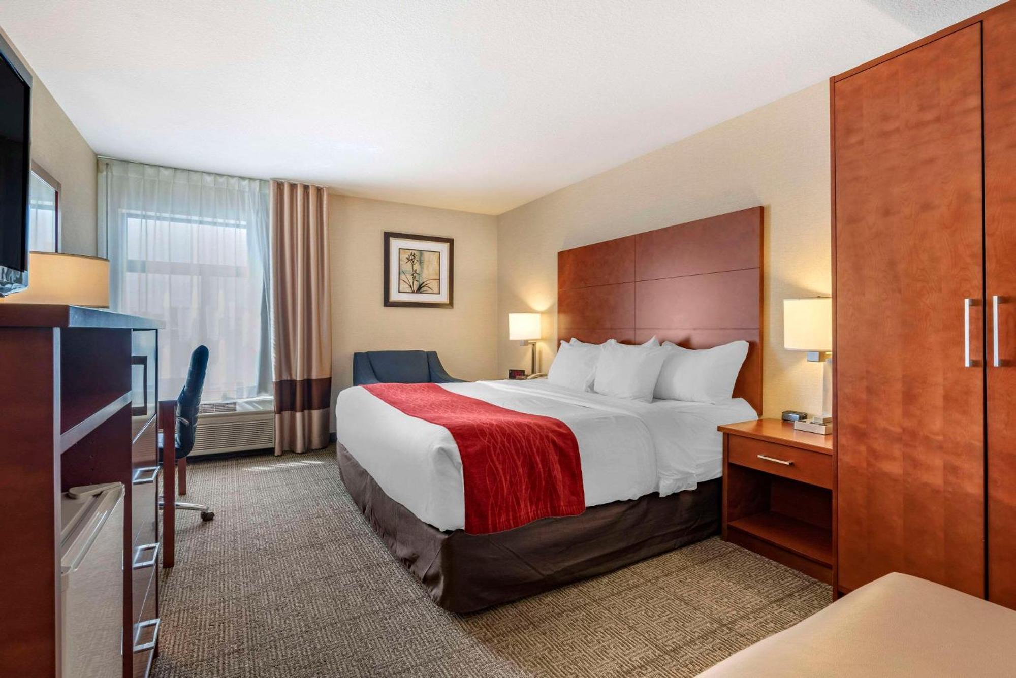 Comfort Inn & Suites Near Fallon Naval Air Station Екстер'єр фото