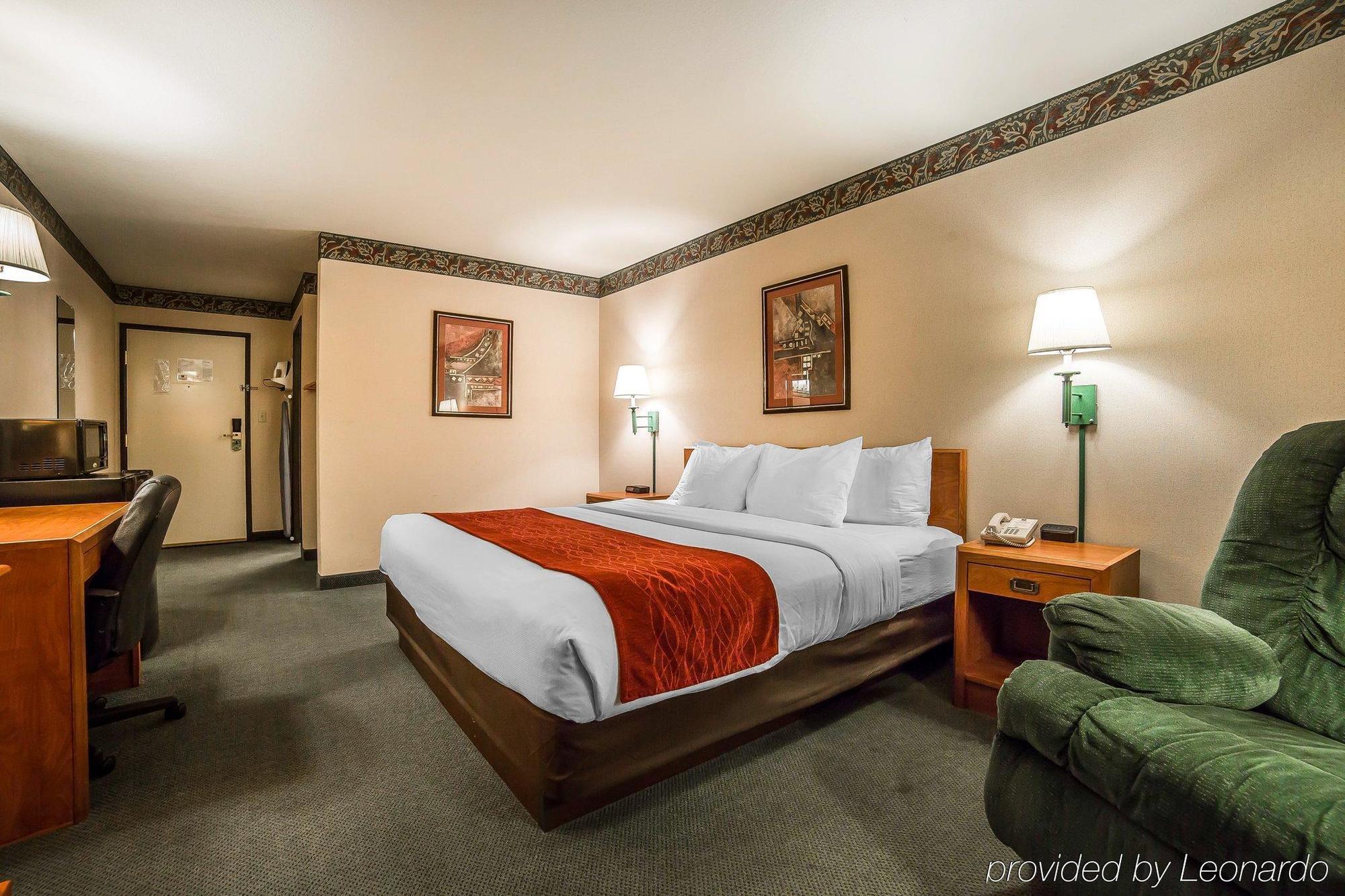 Comfort Inn & Suites Near Fallon Naval Air Station Екстер'єр фото
