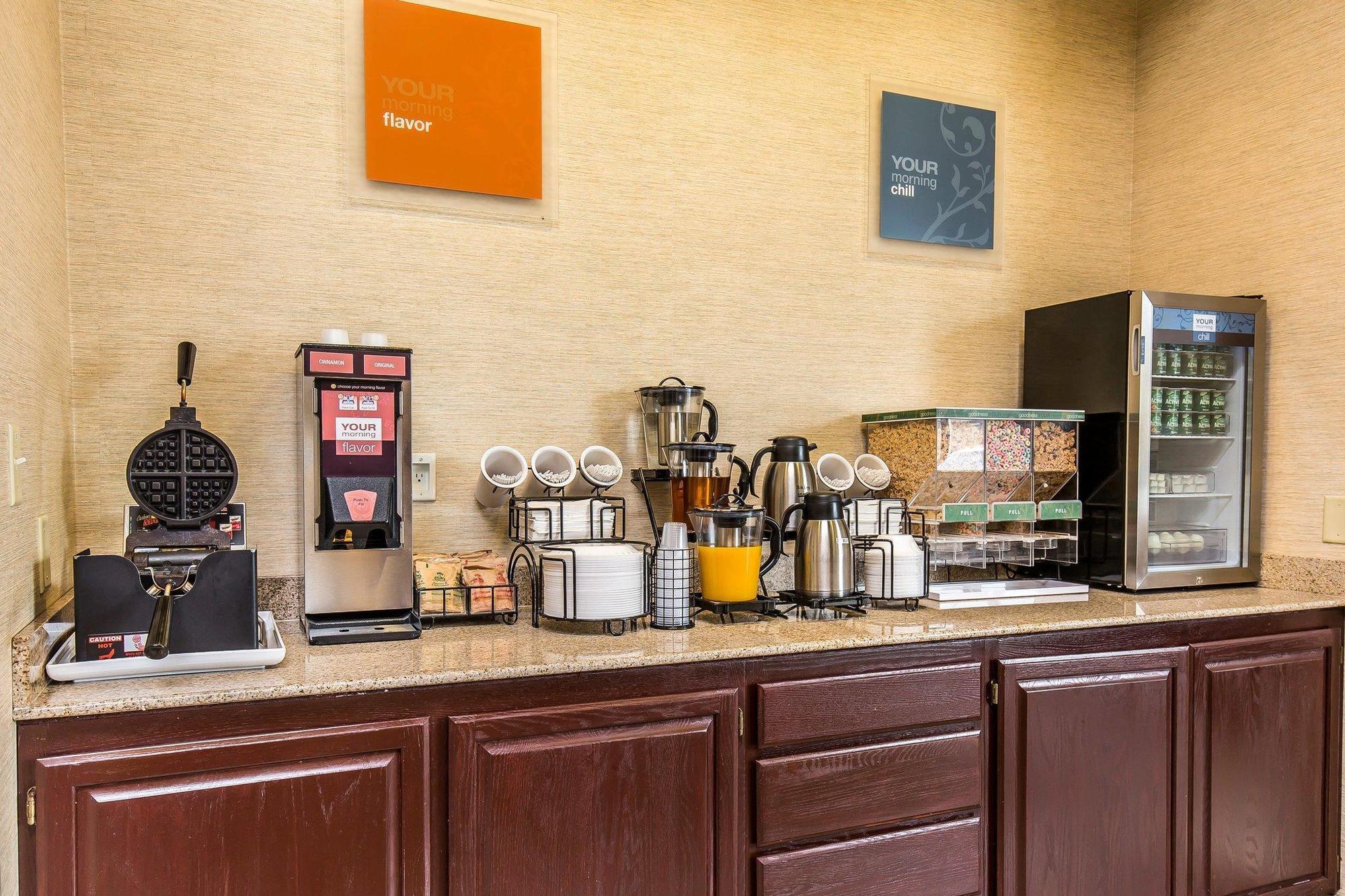 Comfort Inn & Suites Near Fallon Naval Air Station Екстер'єр фото
