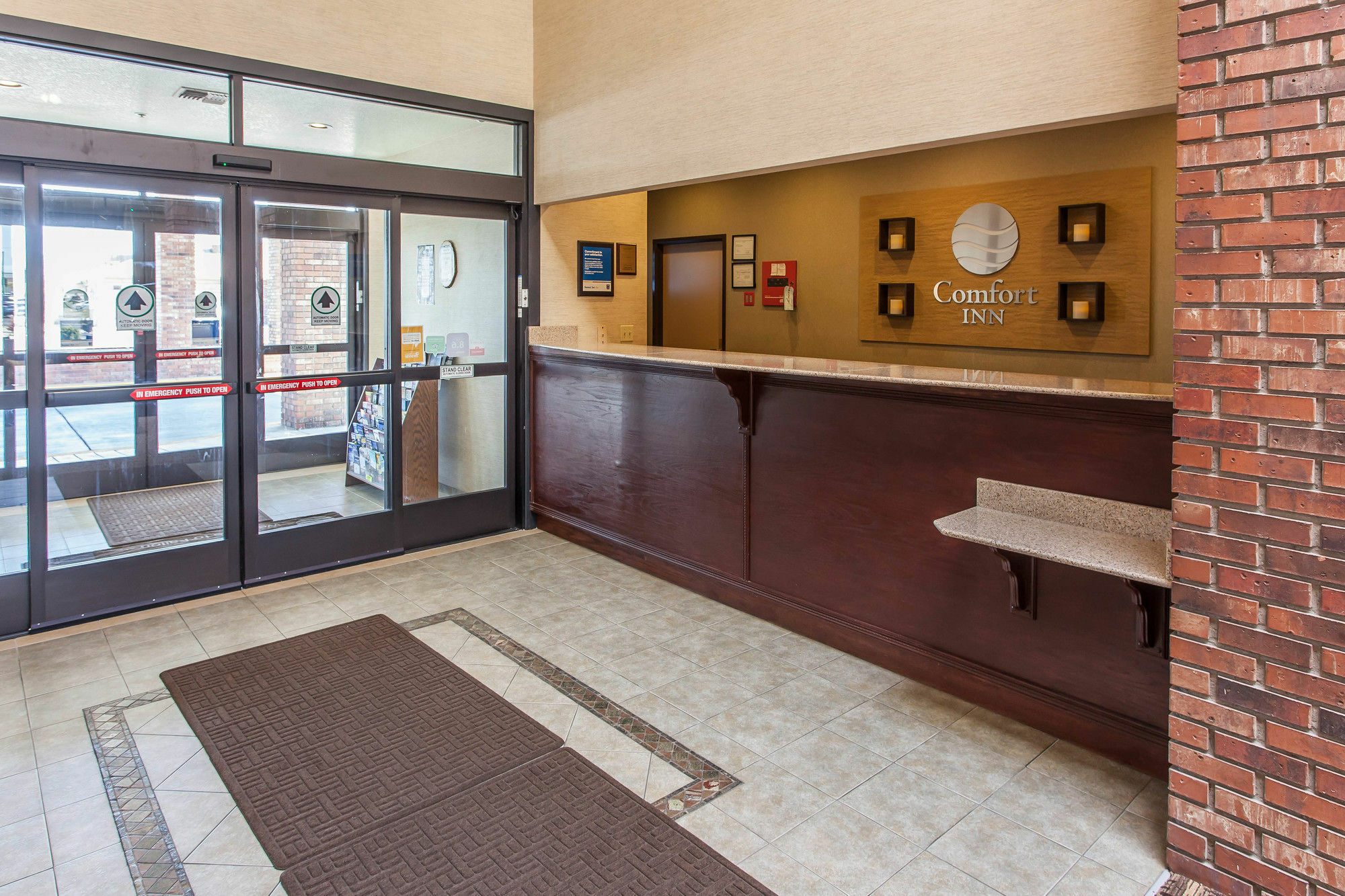Comfort Inn & Suites Near Fallon Naval Air Station Екстер'єр фото